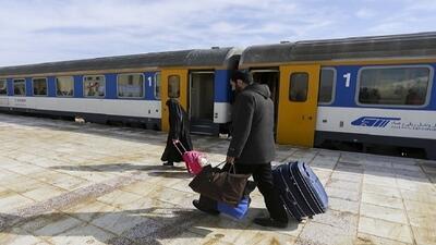 محدود شدن عرضه و پیش‌فروش بلیت قطارهای مسافری