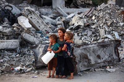 اسرائیل مانع‌ کمک‌رسانی‌ به غزه می‌شود