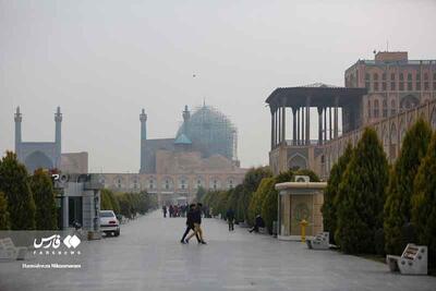 هوای اصفهان و کاشان قرمز شد
