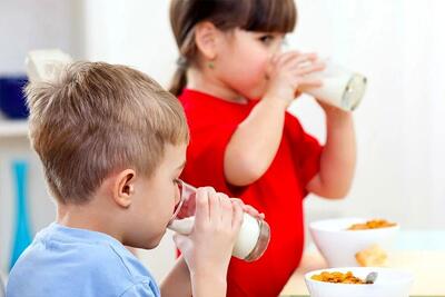 خواص شیر برای مغز کودک و رشد آن ها