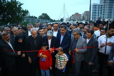 حضور وزیر ورزش و جوانان در مراسم افتتاح پروژه پل تا پل شهرداری ساری