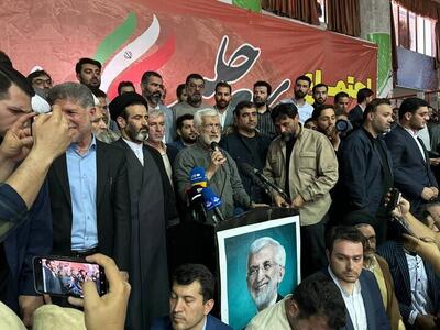 هواداران این نامزد مانع خروجش از ورزشگاه امام خمینی(ره) شدند! | ویدئو