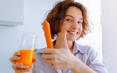 خواص آب هویج برای سلامتی + جدول ارزش غذایی