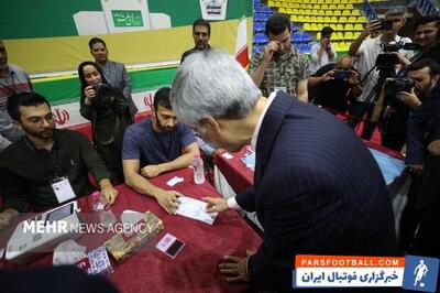 بیانیه جامعه ورزش برای حضور در مرحله دوم انتخابات ریاست جمهوری  - پارس فوتبال | خبرگزاری فوتبال ایران | ParsFootball