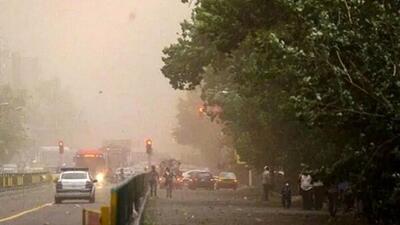 طوفانی شدید در تهران/ دمای هوا به ۴۰ درجه می‌رسد