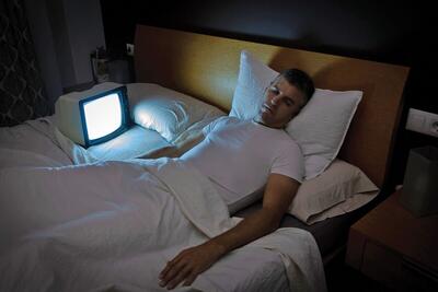هشدار مهم درباره خوابیدن با چراغ روشن