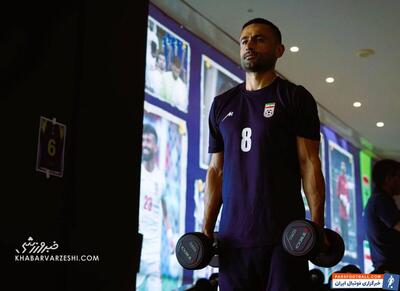 عکس| بازگشت امید ابراهیمی با پیراهن آبی - پارس فوتبال | خبرگزاری فوتبال ایران | ParsFootball