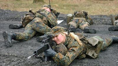 اجباری شدن سربازی برای زنان این کشور