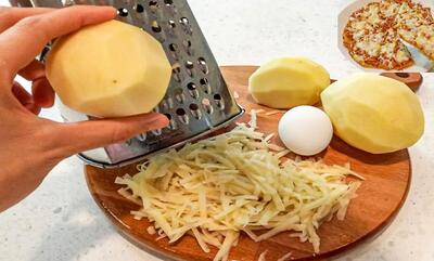 نحوه درست کردن یک شام متفاوت و جدید با سیب زمینی و تخم مرغ (فیلم)