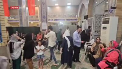 حضور شبانگاهی مردم شیراز در پای صندوق‌های رای + ویدئو