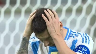 لیونل مسی پنالتی اول آرژانتین مقابل اکوادور را از دست داد تا بازی ضعیف خود را تکمیل کند!