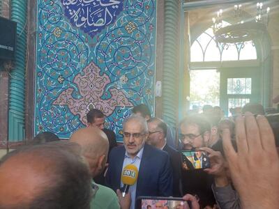 حسینی: منتخب مردم از فردا باید خود را رئیس‌جمهور کل ملت ایران تلقی کند