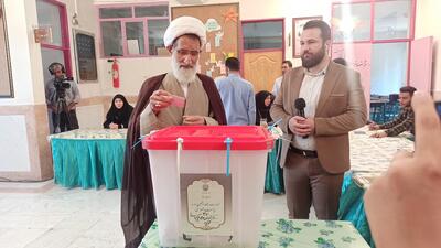 حجت‌الاسلام نکونام: امروز کار زینبی ما آمدن پای صندوق‌های رای است