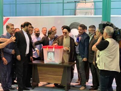 خاتمی در مرحله دوم انتخابات چهاردهمین دوره ریاست جمهوری شرکت کرد/ ویدئو