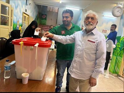 غرضی در انتخابات شرکت کرد+ عکس