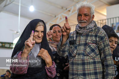 حضور حماسی مردم در صندوق های رای استان گلستان