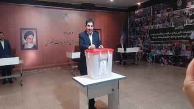 مخبر پای صندوق رای در وزارت کشور