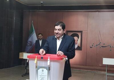 مخبر، اسماعیلی و زارع‌پور در ستاد انتخابات کشور رأی دادند - تسنیم