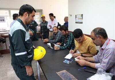 مطالبات کارگران کردستان از رئیس‌جمهور منتخب- فیلم فیلم استان تسنیم | Tasnim