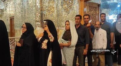 حرم مطهر امین ولایت در شیراز میزبان رای دهندگان + فیلم
