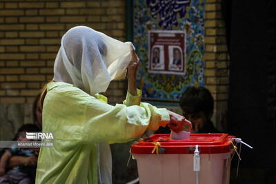 عکس خاص دو دختر پای صندوق رای | پایگاه خبری تحلیلی انصاف نیوز