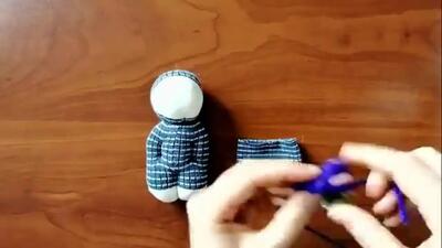 (ویدئو) چگونه با جوراب در خانه عروسک درست کنیم؟