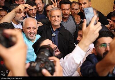 ببینید | تصاویر جدید از شادی هواداران پزشکیان در خیابان فاطمی تهران