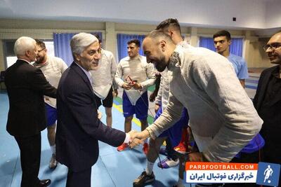 کیومرث هاشمی: شمشیربازی ایران شانس کسب مدال در پاریس را دارد - پارس فوتبال | خبرگزاری فوتبال ایران | ParsFootball