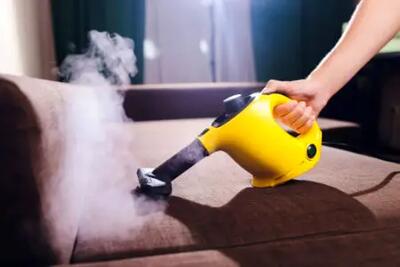 ترفندهای حرفه‌ای تمیز کردن مبل با بخار شور