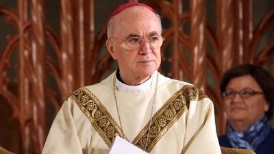 اخراج اسقف اعظمی که پاپ فرانسیس را «خدمتکار شیطان» معرفی کرده بود | خبرگزاری بین المللی شفقنا