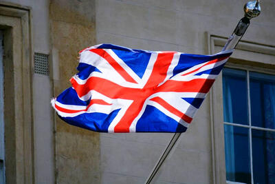 تماس تلفنی نخست وزیر جدید انگلیس با همتای ژاپنی/ همکاری‌های دوجانبه افزایش می‌یابد