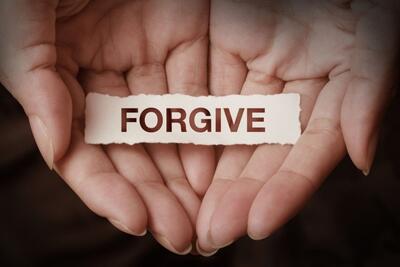 در روز جهانی بخشش، یاد بگیرید که اول خودتان را ببخشید (۸ نکته که نباید از دست بدهید) - خبرنامه