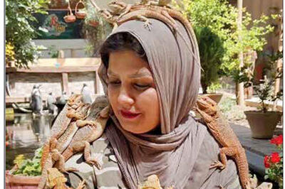 این خانم یزدی، ملکه مارها و سوسمارها در ایران است