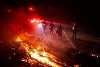 آتش سوزی در ۲ ایالت آمریکا/ هزاران هکتار در آتش سوخت