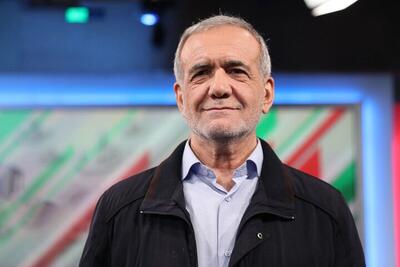 پزشکیان تنها رئیس جمهور فوتبالیست ایران + تصاویر | شماره پیراهن پزشکیان را ببینید