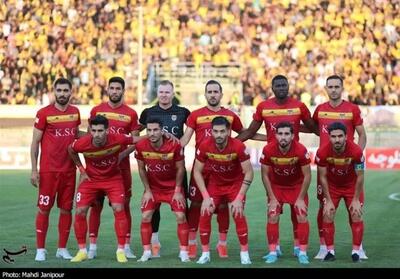 فولاد خوزستان‌ گواهینامه رسمی مجوز حرفه‌ای فوتبال را دریافت کرد