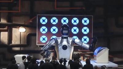 رونمایی از اولین ربات انسان‌ نمای تمام‌منظوره چینی