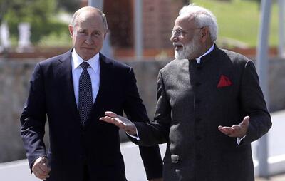 ملاقات رهبران هند و روسیه/ آغز مذاکرات رسمی در کرملین