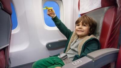 آیا امکان سفر کودکان به تنهایی با هواپیما وجود دارد؟