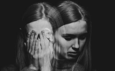 تفاوت افسردگی با اختلال دوقطبی در چیست؟ همه آنچه باید بدانید