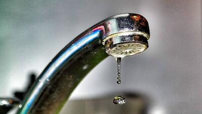 افت فشار شدید آب در یزد/ یزدی ها مدیریت مصرف آب را جدی بگیرند