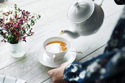 پنج اشتباه که عطر و طعم چای را خراب می‌ کند!