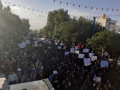 فیلم/ اجتماع مدافعان حریم خانواده در مشهد برگزار شد