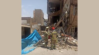ریزش ساختمان دو طبقه در یافت‌آباد