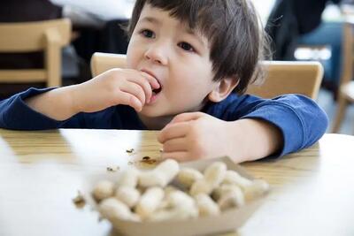 کدام غذاها در کودکان آلرژی ایجاد می‌کنند؟