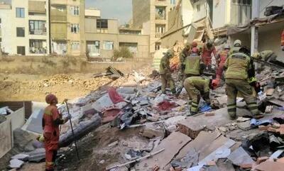 وقوع حادثه ریزش ساختمان در تهران/ کارگران جان سالم بدر بردند