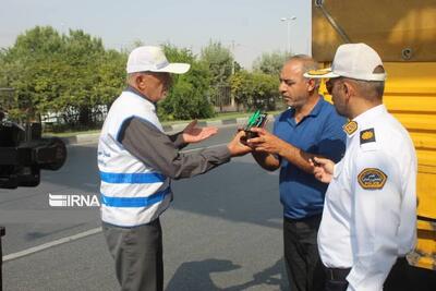 رانندگان قانون‌مدار شیراز تجلیل شدند