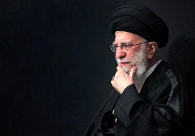 ۲ قاب خاص و غم انگیز در کنار رهبر انقلاب در مراسم حسینیه