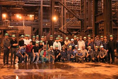 یحیی و شاگردانش در جمع کارگران شرکت فولاد (عکس)