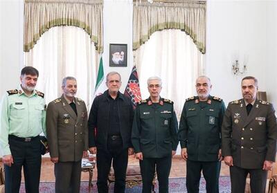 فرماندهان نظامی در دیدار با پزشکیان: ایران در اوج امنیت است